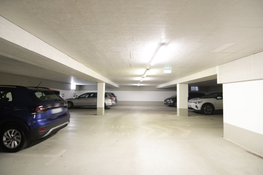 Geräumige Tiefgarage