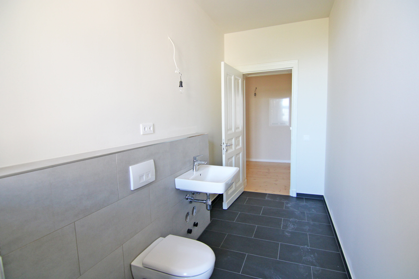 Neues Duschbad mit Fenster